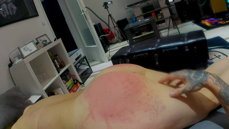 FuckSlave: Сначала Трахнул В Задницу, А Потом Отшлепал По Попке