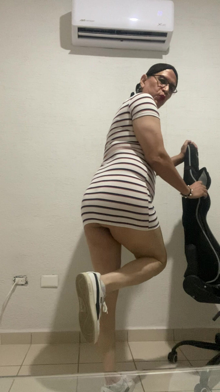 Emmanatmx: Emmanatalyおいしいコックニューハーフ