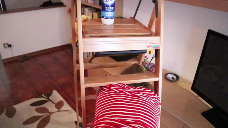 Chokobanana: Proszę pana, pomóż mi, utknąłem w drabinie podczas czyszczenia