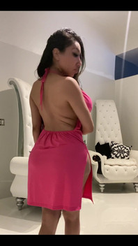 What Do U Think of This Dress