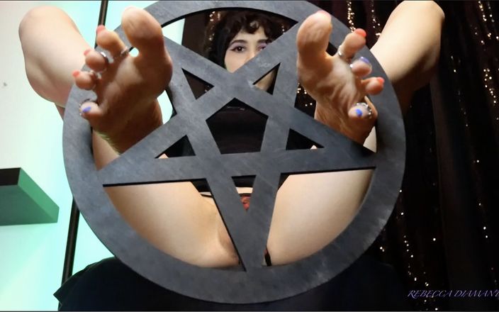 Rebecca Diamante: Sperma ta în pizda mea satanică