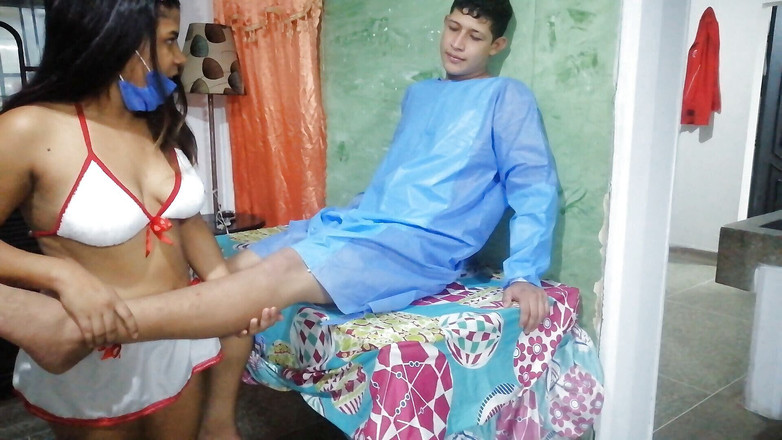 SAMANTA: Pasienku gugup gara-gara operasi, jadi aku nyepong dan ngentot kontolnya...