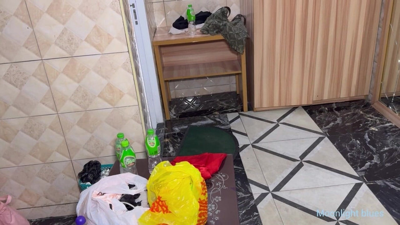 Moonlight blues: Gran culo en perrito para ama de casa propietaria cachonda