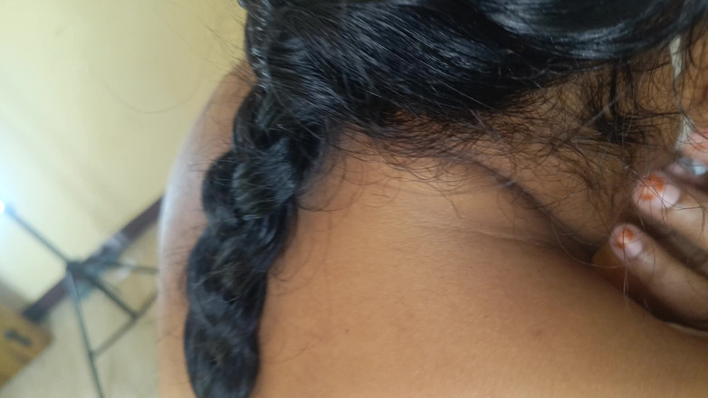 Wonder: Huisvrouw trio neuken