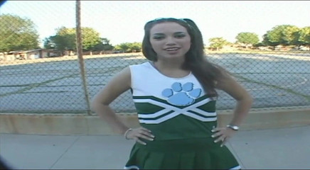 Chica Suicida DVD: Courtney James se fait baiser par l'homme à la crème glacée