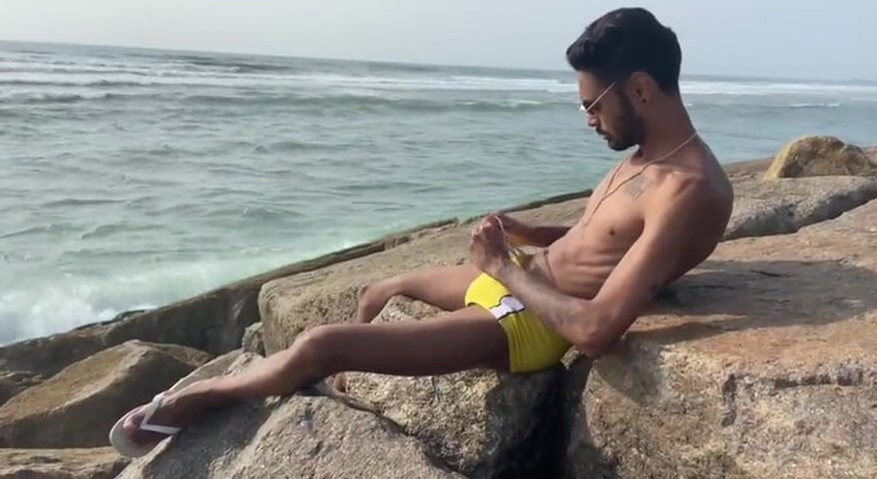 arabeputo: Magrelo do Pau Grande Punheta समुद्र तट पर