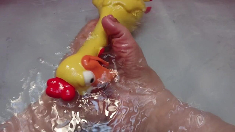 DanaDom20: Playing in the water mith my feet
