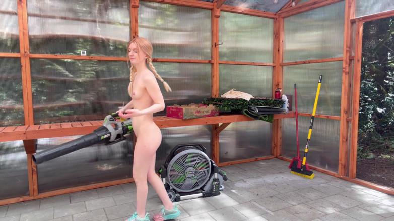 Destination Kat: Greenhouse Work