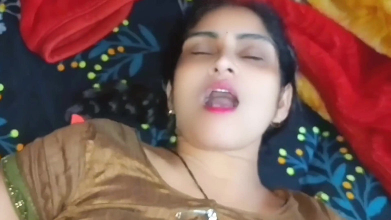 Janvibhabhii: استسلم لخدمة حموك أثناء عمل زوجك لساعات إضافية، سكس الفتاة الهندية المتزوجة حديثاً