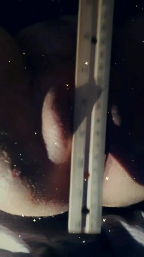 Silkyeye6969: Slapping My Pussy