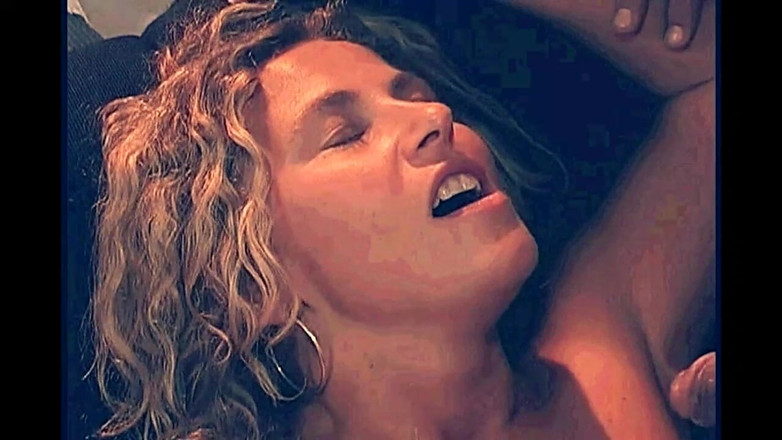 My Dirty Family: Ama de casa finalmente tiene un orgasmo