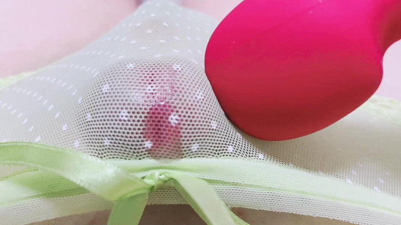 eggnog: Primo piano di una sborrata # 3