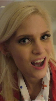 Air Hostess Candee Licious Huge Black Cum Swallow