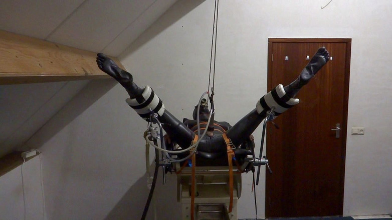 NL Milking: 在 gynchair 中挤奶