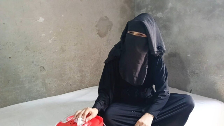 Dearshivani: Les musulmanes se font à peine baiser par un électricien