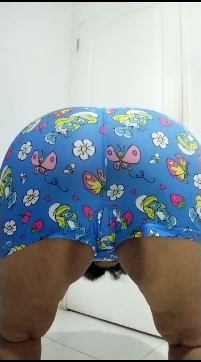 Creamyjoy: MILF Filipina seksi, bergoyang, menggesel, &amp; memecah pantat besar Smurf &amp; Pepeknya