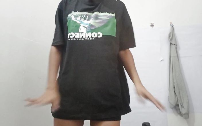 desigirl93: Chica india de 18 años dedeándose su mojado coño solo en...