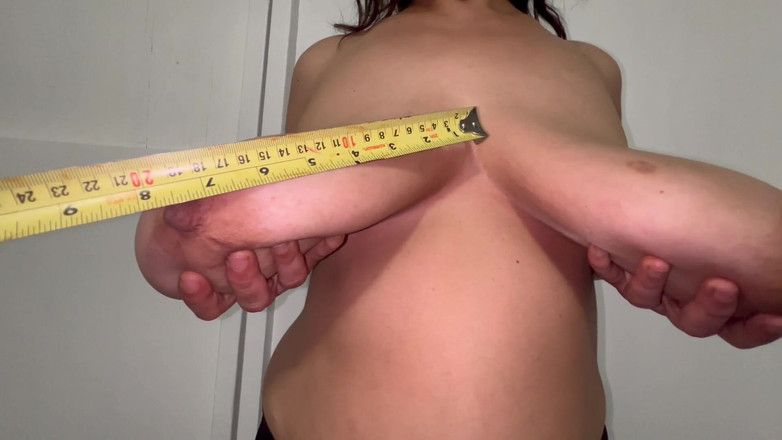 VeeVee Vixen: Mengukur. Toket besar J Cup