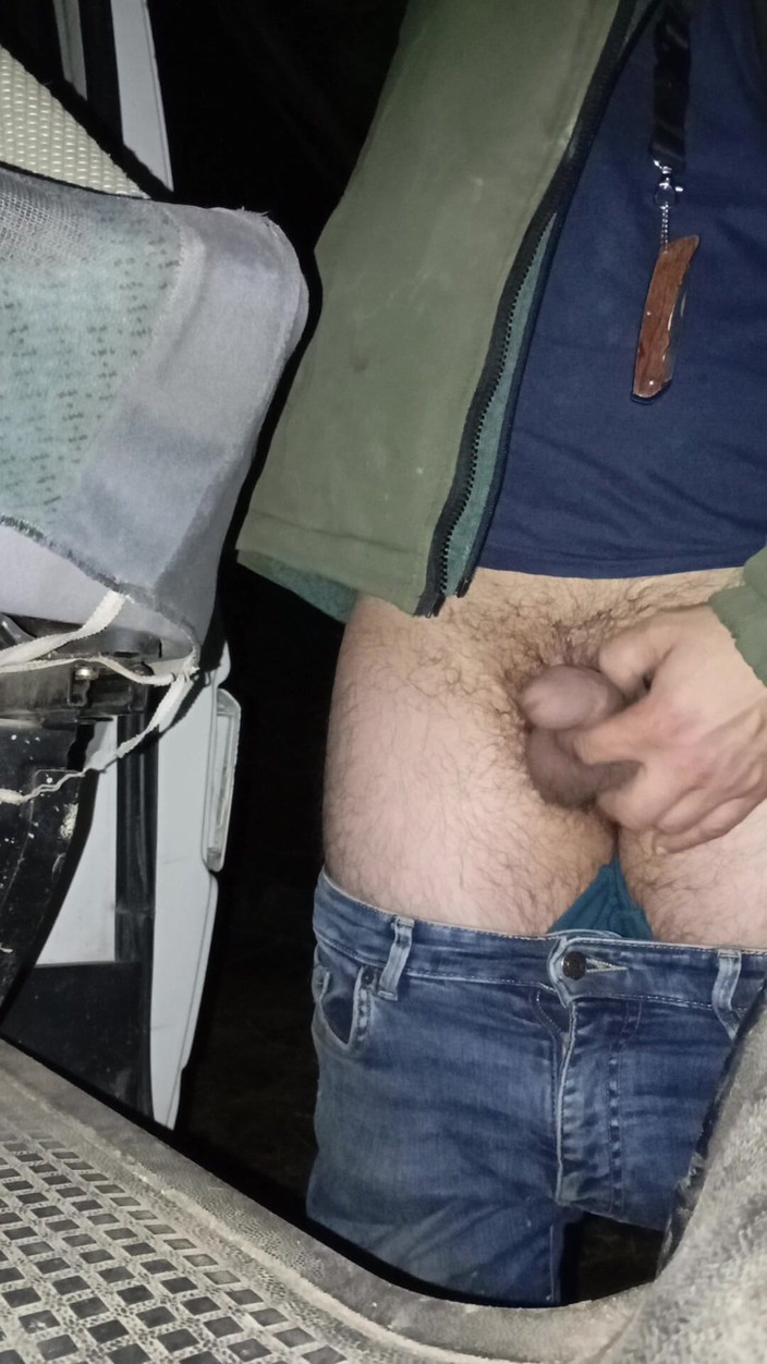 Pedropauteso: Strip auf der Straße