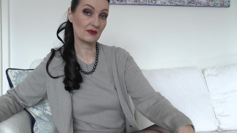 Lady Victoria Valente: 11 днів до вашого весілля: зустріч з табу - Splash On My Sweater, леді Вікторія Валенте