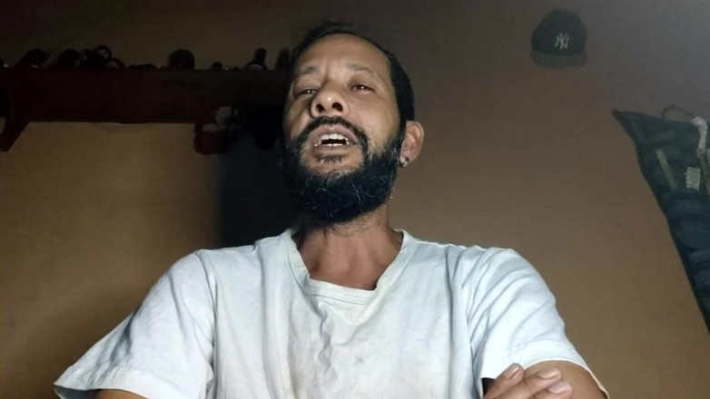 Stink HairyMale: Proč publikovat zde