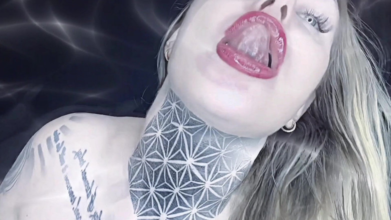 Goddess Misha Goldy: Codzienna poprawka dla moich ust głodny! Część 16