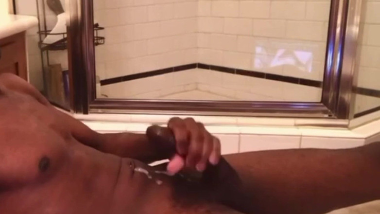 Big black cock BBCee: मेरे बड़े लंड को जोरदार वीर्य निकालना