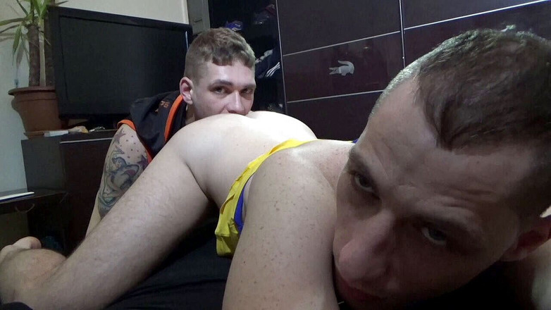 Gaybareback: Fabien被亚伦大师无套干