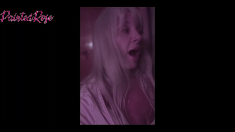 PaintedRose: Domme gans met stiefmoeder