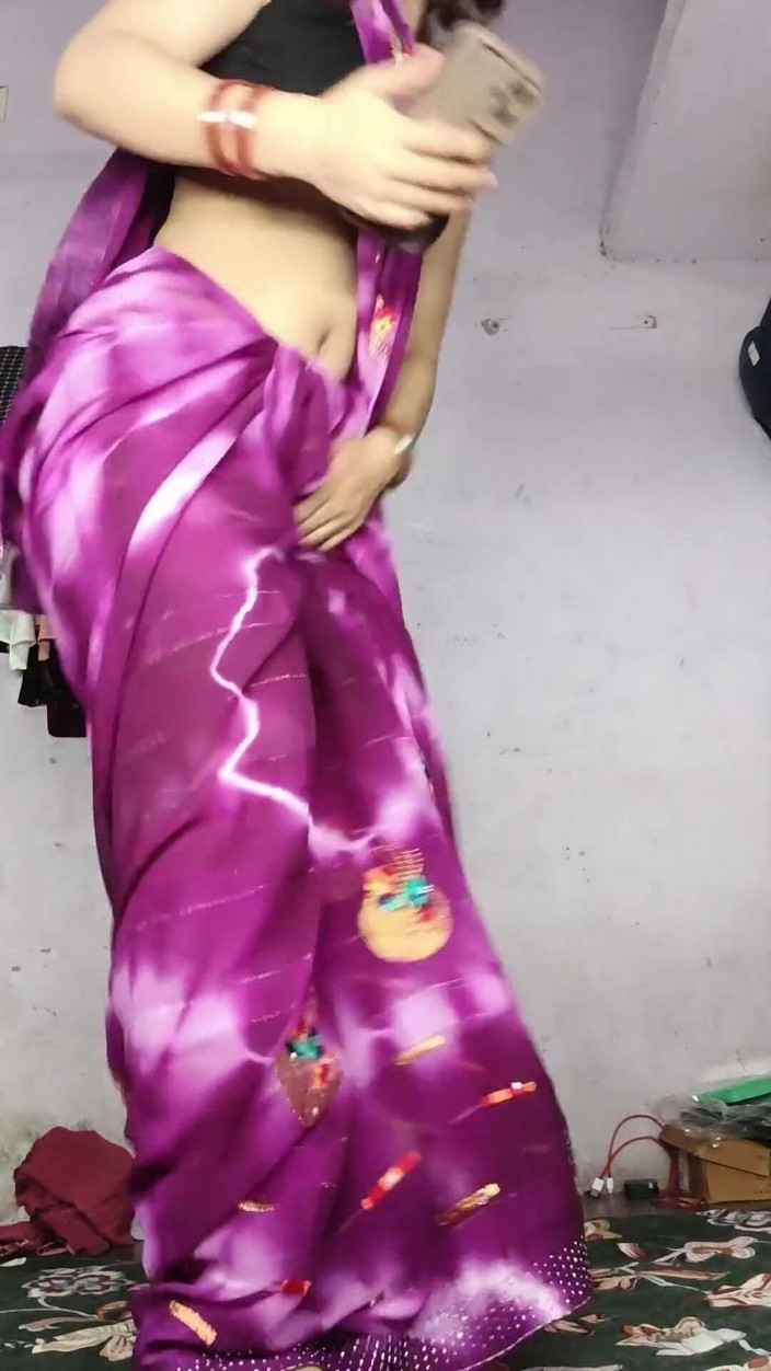 Kaambali: Desi Bhabhi Sougata Fingering