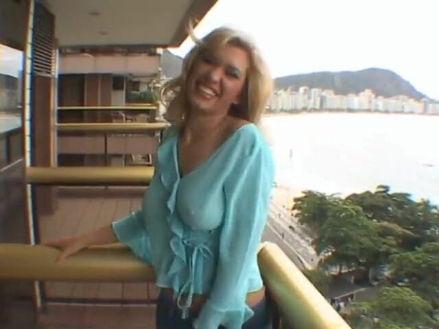 Outdoor pervs: Picking up lonely cougars on vacation that are craving big...
