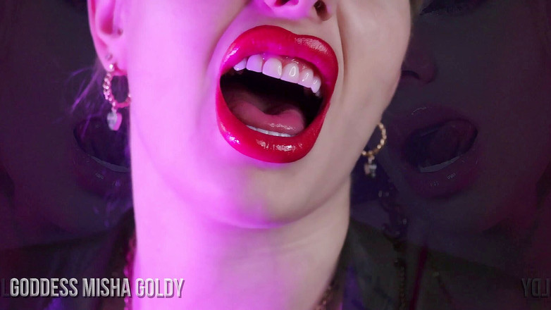 Goddess Misha Goldy: É tão fácil controlá-lo com meus lábios! Goze e perca...