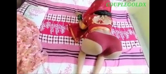 Sexy Komal: Miesiąc miodowy z nowożeńcą sąsiada