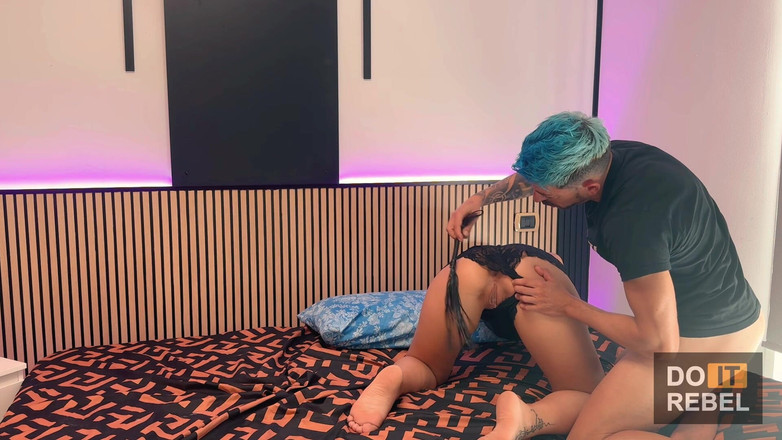 DoItRebel: Interrotto e scopato durante una sexchat con sborrata finale in...