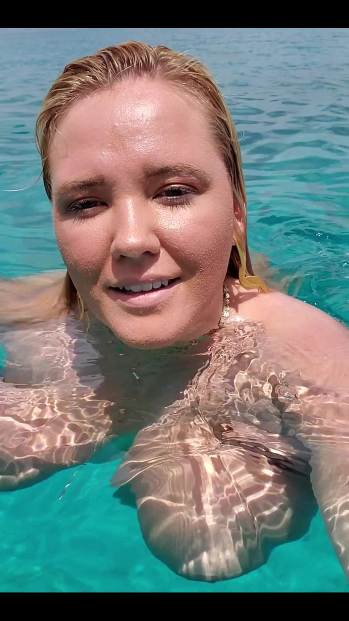 Annabelle Rogers: Swimming in the blue waters of Greece butt naked...