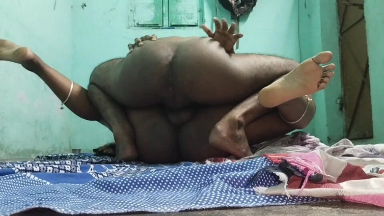 Riya darling: J’ai baisé ma copine le matin