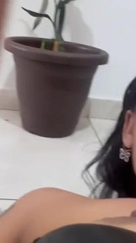 Com Muito Tesão Fodendo a Buceta E O Cu Com Pau Enorme