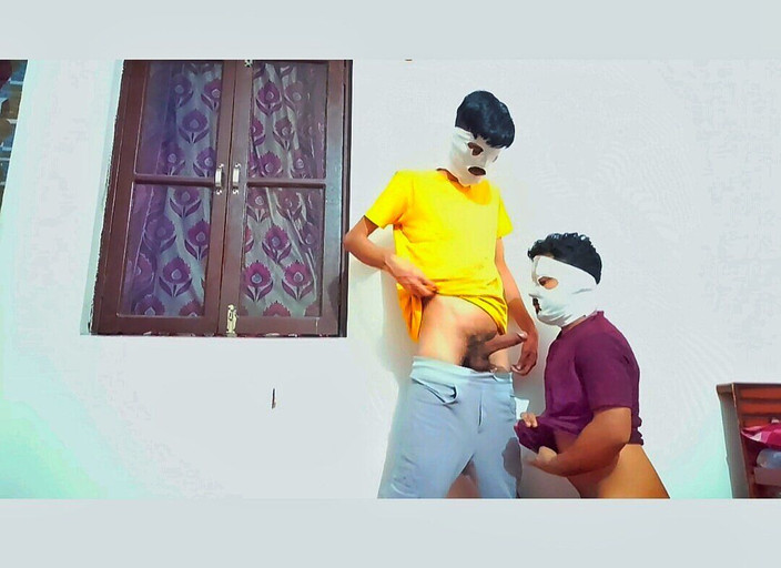 Desi__Panda: Cikgu gay India mengongkek pelajar amatur