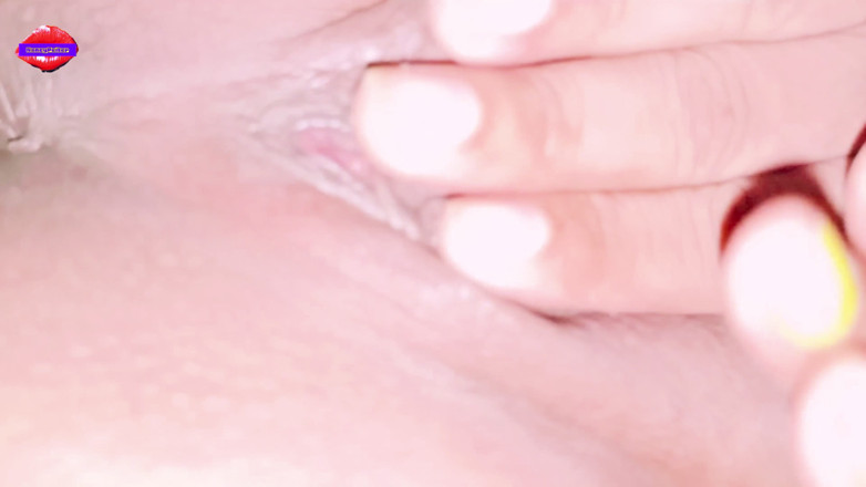 Nancypeiter: His Fingers Fuck My Pussy