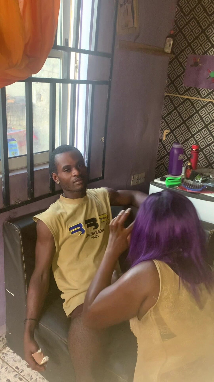 Enyival: Fodendo a esposa dos meus irmãos