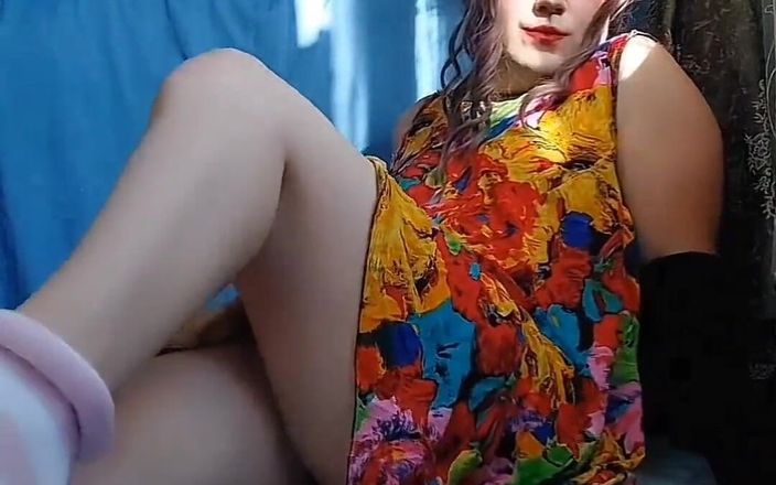 Kitty_Cross: Shemale 거유 미니 스커트 흰 다리 후배위 섹스 핫한 Ladyboy