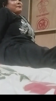 Desi Moglie Tradisce Con L'amico Del Marito