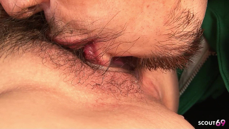 Asian porn collection: Setiausaha remaja Jepun dikongkek dalam pepek berbulu ketat oleh bos...