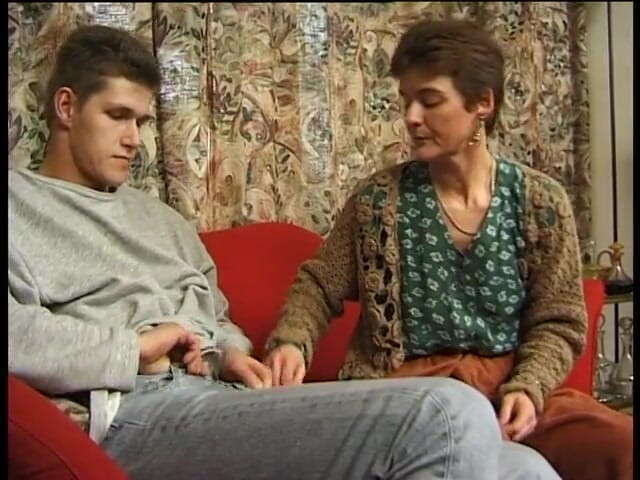 VintageXMovies: Granny next door promise me some cash if i fuck...