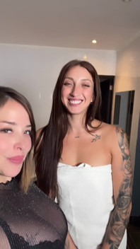 2 Hot Friends in the Jacuzzi