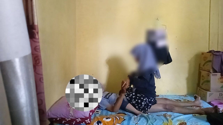 Famly sex: いとこの髪がひどすぎて忘れられない。