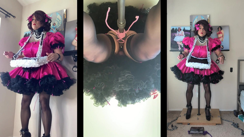 Sissy Candy: Pembantu rumah banci dengan duburnya yang berkhidmat menunggang dildo berdiri