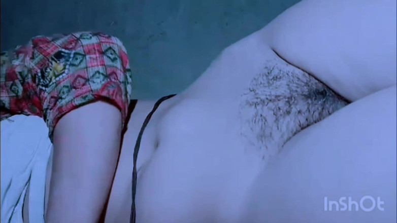 TricolorMusic3: Ich masturbiere nackt