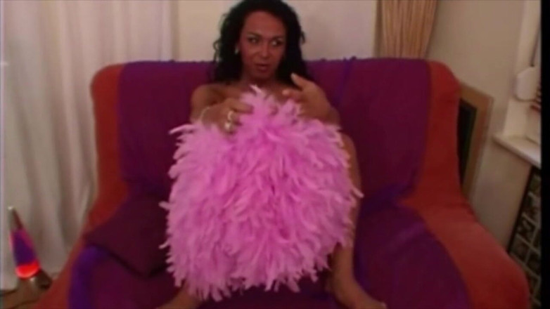 Shemale videos: Prosto pieprzyć seksowną transseksualną