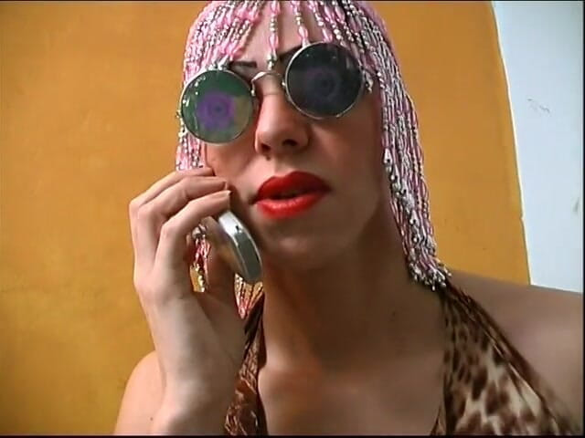 Shemale World: Tranny like to have some fun